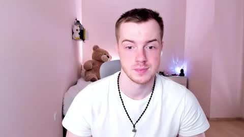 Snapshot of toohornyserj chatting on 02/17/25, 01:36 toohornyserj online show from 02/17/25, 01:36