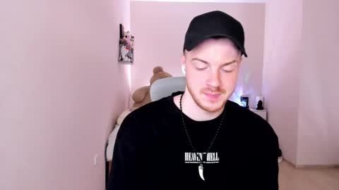 Snapshot of toohornyserj chatting on 03/12/25, 12:42 toohornyserj online show from 03/12/25, 12:42