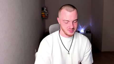 Snapshot of toohornyserj chatting on 10/04/25, 08:51 toohornyserj online show from 10/04/25, 08:51