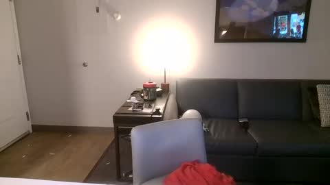 toomuchsmoke online show from 02/06/25, 11:21