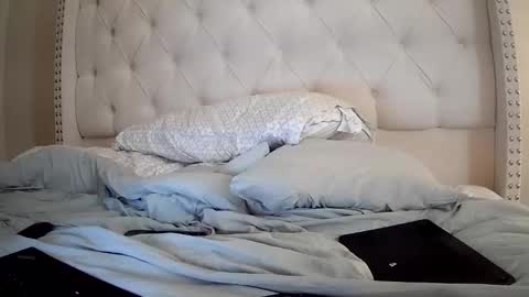 toomuchsmoke online show from 11/24/25, 04:01