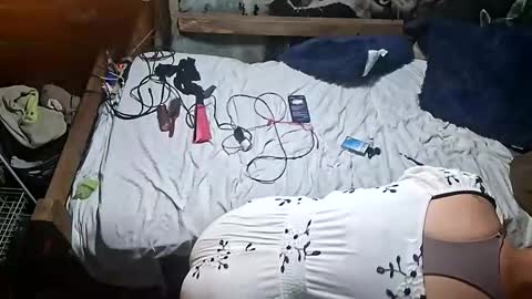 tootall1991420 online show from 04/25/26, 12:19