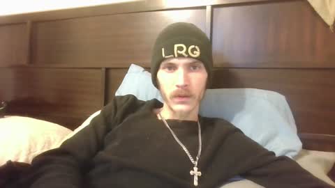 Snapshot of tootall803 chatting on 01/13/25, 07:54 TooTall803 online show from 01/13/25, 07:54