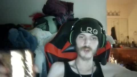 Snapshot of tootall803 chatting on 02/28/25, 03:04 TooTall803 online show from 02/28/25, 03:04