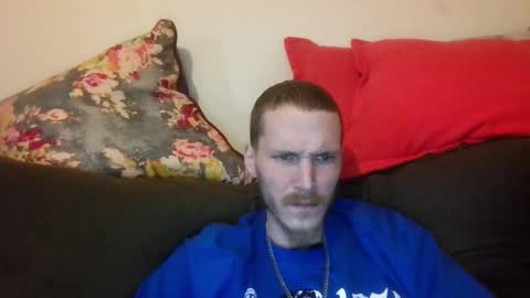 Snapshot of tootall803 chatting on 10/09/25, 01:53 TooTall803 online show from 10/09/25, 01:53