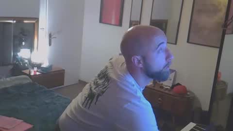 tootsybird69 online show from 05/03/26, 12:49