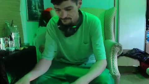 SagMeOreduceMe online show from 03/18/26, 02:47