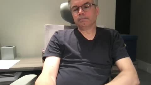 Snapshot of topspin69 chatting on 12/05/24, 03:37 topspin69 online show from 12/05/24, 03:37