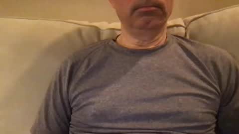 Snapshot of topspin69 chatting on 10/20/25, 03:40 topspin69 online show from 10/20/25, 03:40