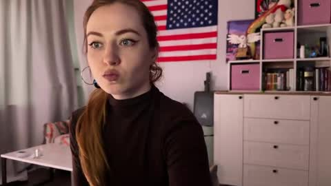 Lina  Next stream January 4  11am UTC 0 online show from 05/18/26, 03:18