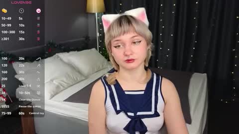 Tori online show from 12/04/25, 12:09