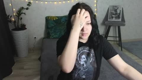Snapshot of tori_sweet_tori chatting on 05/29/26, 12:41 Tori online show from 05/29/26, 12:41