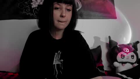 your personal gothic girl check it    online show from 01/12/25, 01:53
