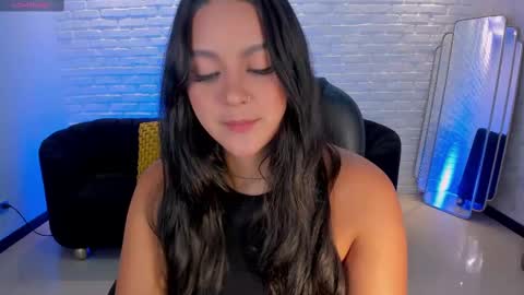 Tori Cross online show from 03/04/25, 01:17