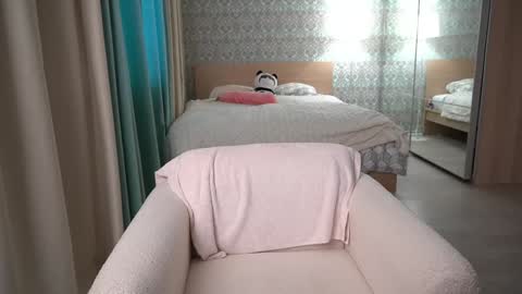 Snapshot of torinova chatting on 02/09/25, 03:00         online show from 02/09/25, 03:00