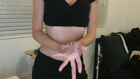 Tori Ryann online show from 12/30/24, 07:15