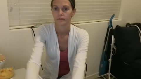 Tori Ryann online show from 01/04/25, 08:28