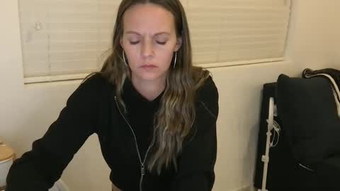 Tori Ryann online show from 01/07/25, 07:10