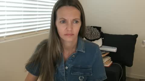 Tori Ryann online show from 02/15/25, 11:03