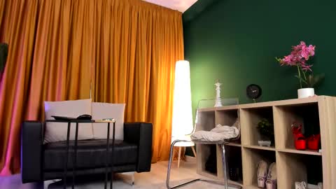 torri kitten online show from 10/01/25, 04:29