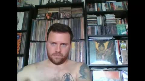 Snapshot of torth666 chatting on 02/06/25, 01:54 torth666 online show from 02/06/25, 01:54