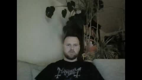 Snapshot of torth666 chatting on 02/11/25, 09:14 torth666 online show from 02/11/25, 09:14