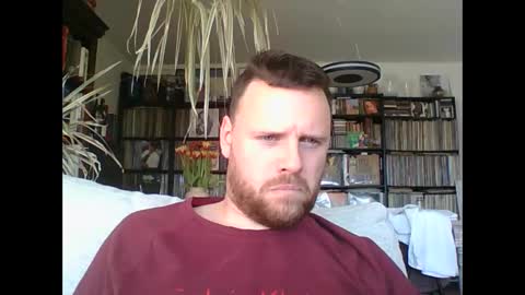 Snapshot of torth666 chatting on 02/18/25, 02:27 torth666 online show from 02/18/25, 02:27