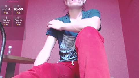 Snapshot of toryohsweety chatting on 02/01/25, 07:36 ToryOhSweety online show from 02/01/25, 07:36