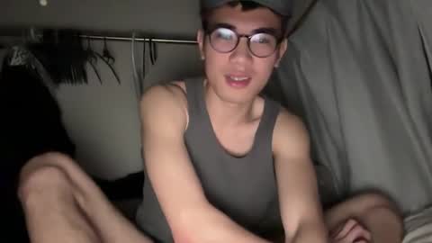 Snapshot of toshikaro0 chatting on 02/01/25, 02:56 Karo online show from 02/01/25, 02:56