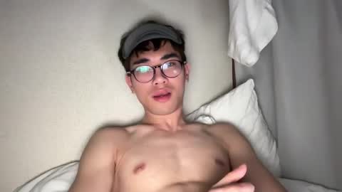 Snapshot of toshikaro0 chatting on 03/02/25, 08:07 Karo online show from 03/02/25, 08:07