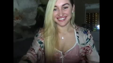 tosyna07555 online show from 01/21/25, 09:57