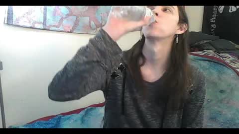 Luna online show from 03/10/25, 03:45