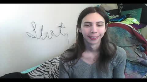 Luna online show from 12/15/25, 09:08