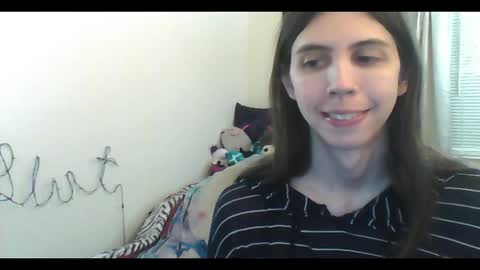 Luna online show from 01/16/26, 04:27