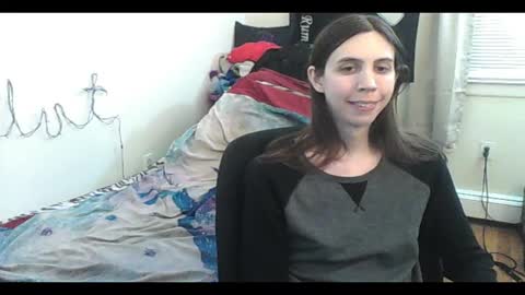 Luna online show from 02/03/26, 06:22