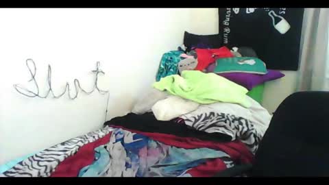 Luna online show from 03/02/26, 07:15