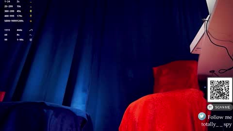 Snapshot of totally_spy chatting on 02/10/26, 07:01 Madam Viktoria Vacation in Portugal 2811 - 0412 online show from 02/10/26, 07:01