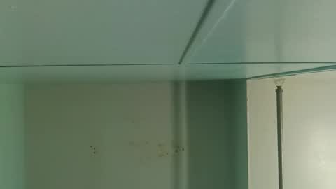 totallyawesome_65 online show from 10/05/25, 02:15