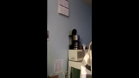 totallyawesome_65 online show from 12/04/25, 07:17