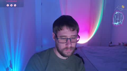 Snapshot of totoclown chatting on 12/20/25, 05:03 Thomas online show from 12/20/25, 05:03