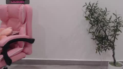 Angelina online show from 10/14/25, 03:51