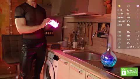 Paul online show from 11/19/25, 03:39