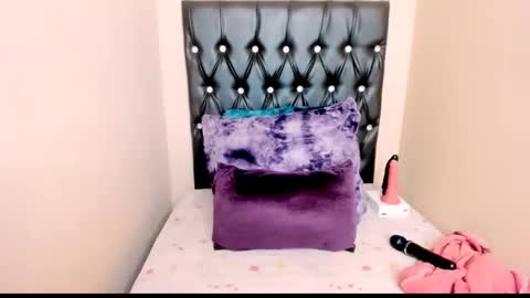 Snapshot of toxicfantasy4u chatting on 02/24/26, 04:49 toxicfantasy4u online show from 02/24/26, 04:49