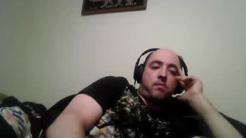 Snapshot of toxicfumes83 chatting on 05/28/26, 12:02 toxicfumes83 online show from 05/28/26, 12:02
