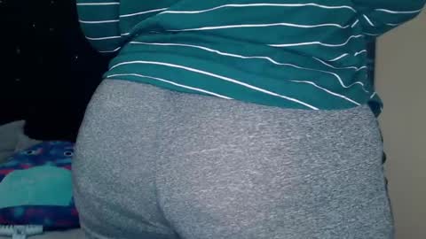 Lilly Miss Mistress Goddess Maam Queen Boss online show from 03/02/25, 10:56