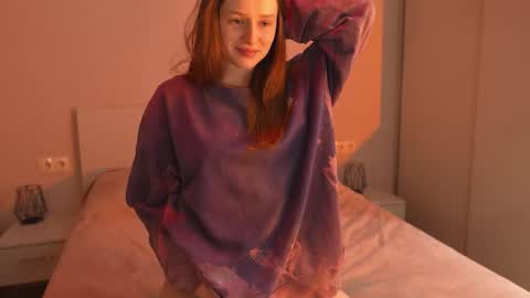 Bella online show from 12/14/25, 04:45