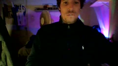 Snapshot of toyboysquirt chatting on 06/20/26, 08:06 toyboysquirt online show from 06/20/26, 08:06