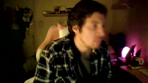 Snapshot of toyboysquirt chatting on 07/08/26, 06:51 toyboysquirt online show from 07/08/26, 06:51