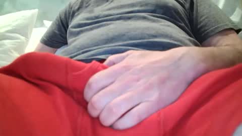 Snapshot of tpa54321 chatting on 12/05/25, 12:52 tpa54321 online show from 12/05/25, 12:52