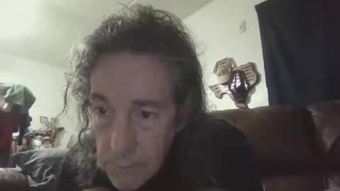 Snapshot of tpatslvr chatting on 05/27/26, 11:18 Sasha online show from 05/27/26, 11:18